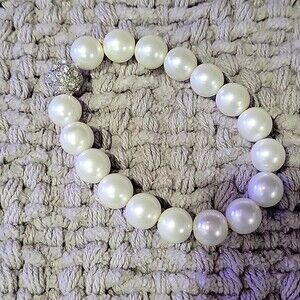 Faux Pearl With Rhinestone Round Charm Stretchy Bracelet